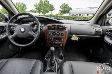 2001 Plymouth Neon, interior